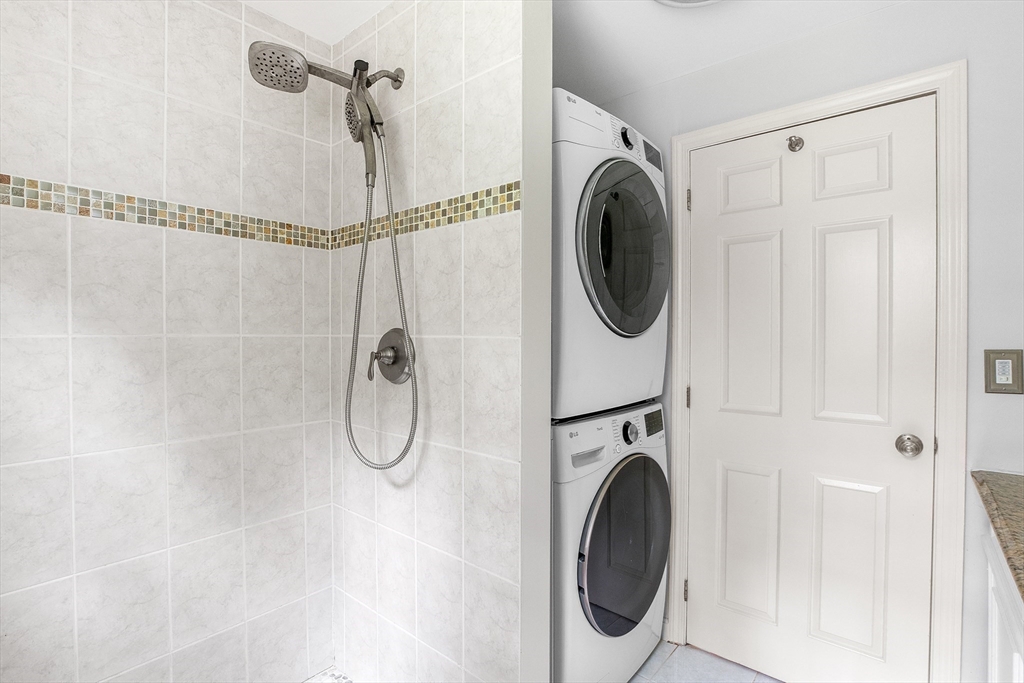 27 Brookside Road Topsfield, MA 01983 - Photo 11 of 40