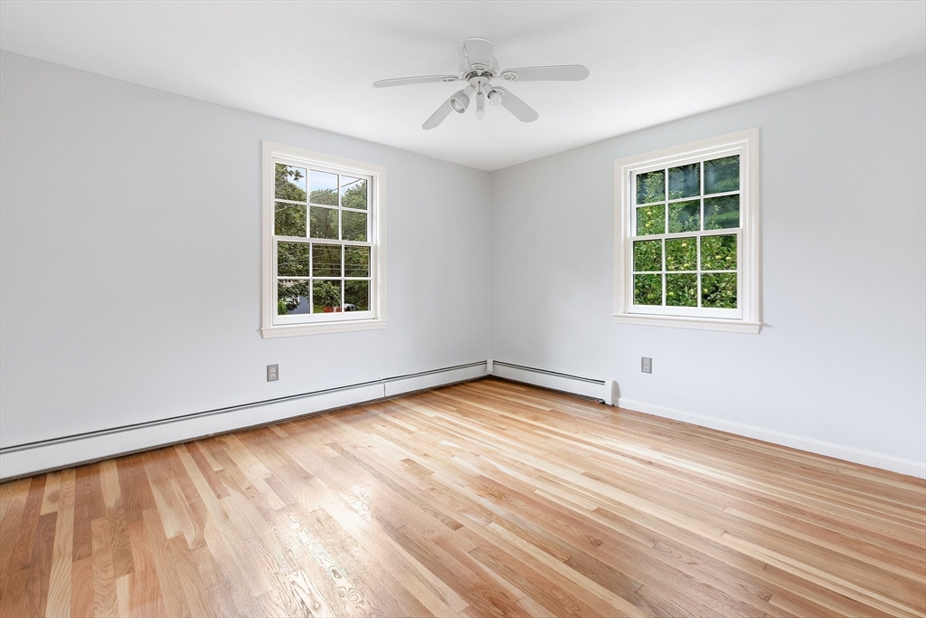 27 Brookside Road Topsfield, MA 01983 - Photo 25 of 40