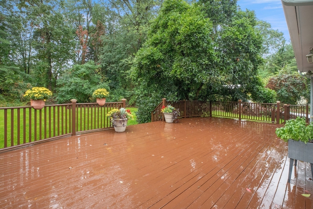 27 Brookside Road Topsfield, MA 01983 - Photo 30 of 40