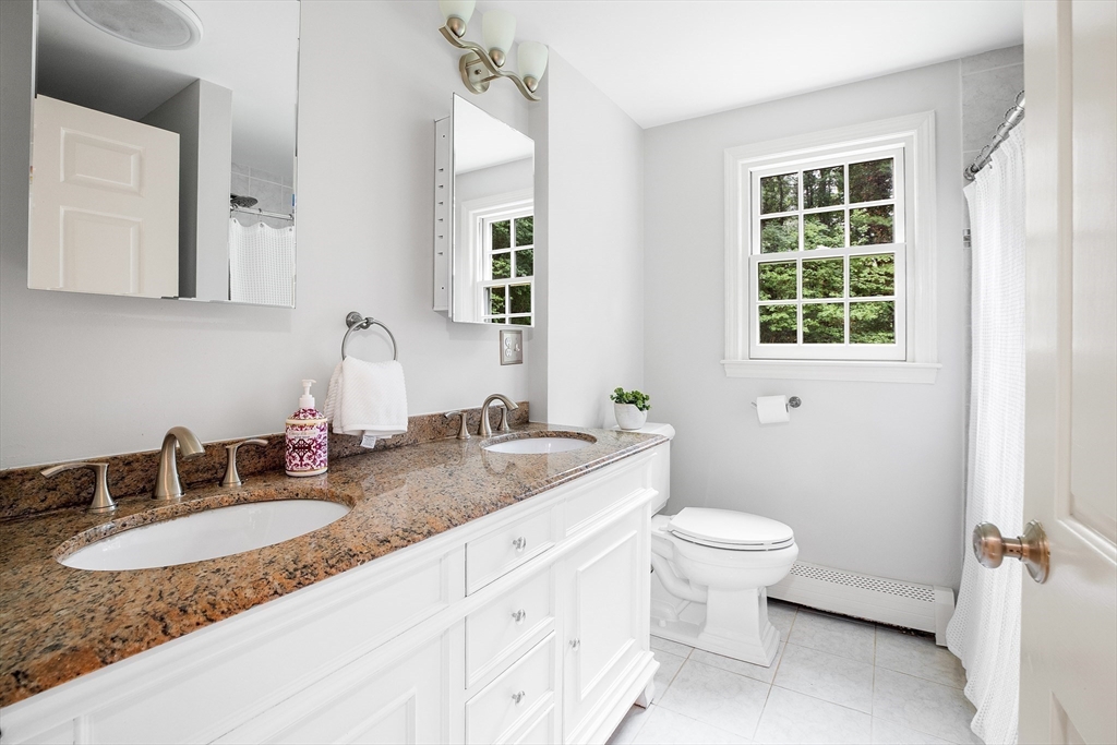 27 Brookside Road Topsfield, MA 01983 - Photo 10 of 40