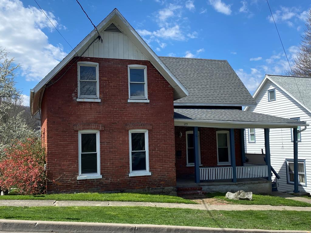 173 Walnut Street Corning, NY 14830 - Photo 1 of 27