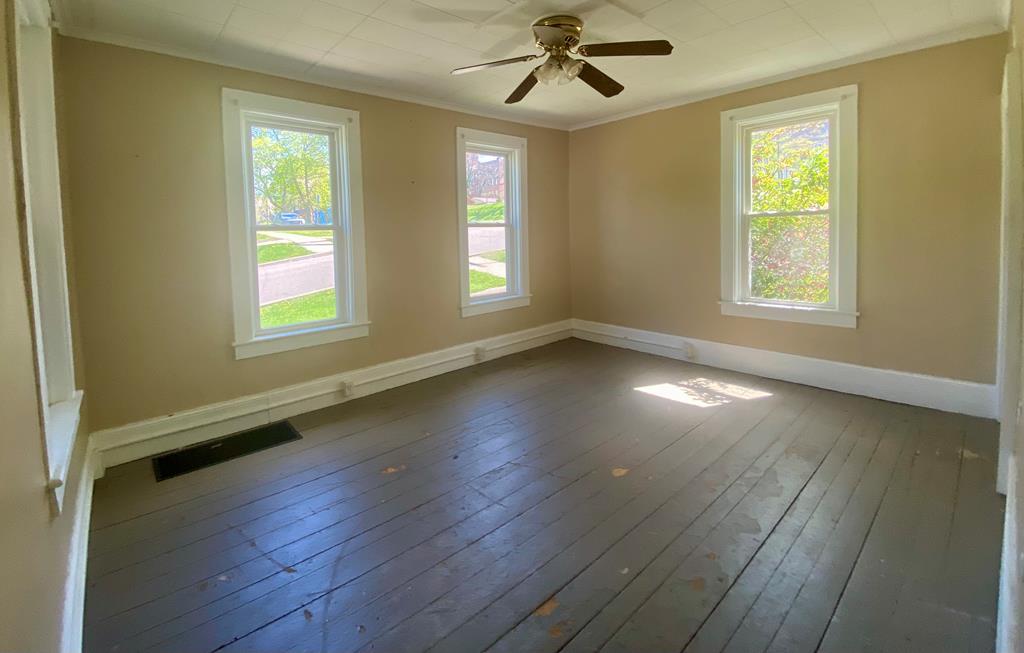 173 Walnut Street Corning, NY 14830 - Photo 13 of 27