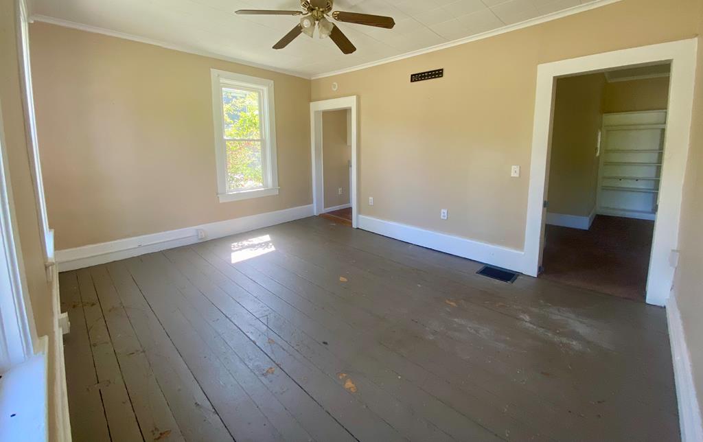 173 Walnut Street Corning, NY 14830 - Photo 14 of 27