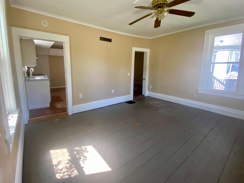 173 Walnut Street Corning, NY 14830 - Photo 15 of 27