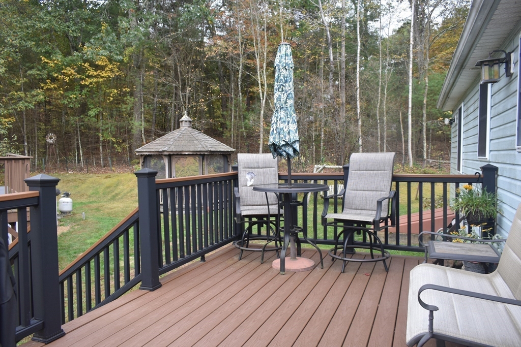 26 Mill Road North Brookfield, MA 01535 - Photo 5 of 21