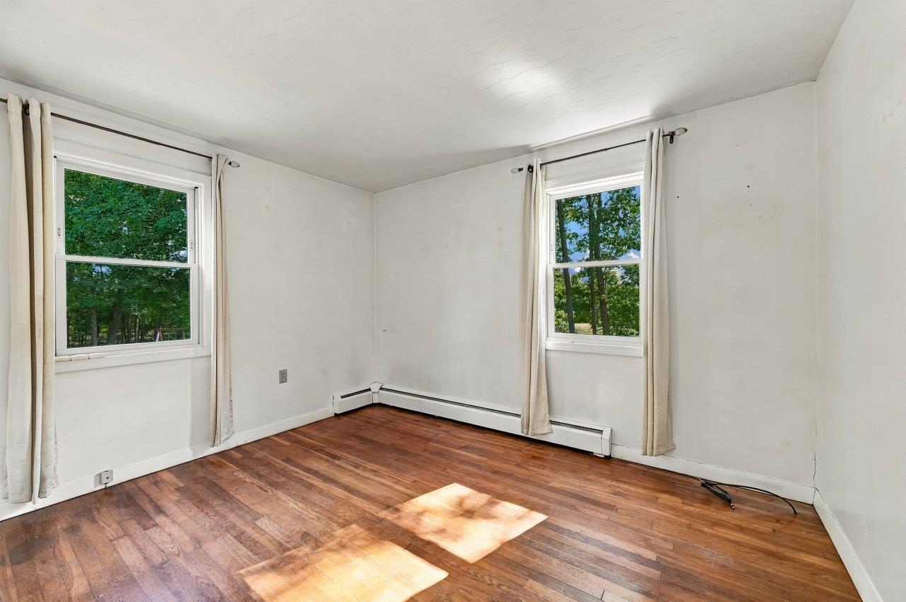 289 North River Road Lee, NH 03861 - Photo 15 of 35 Gallery Image 15