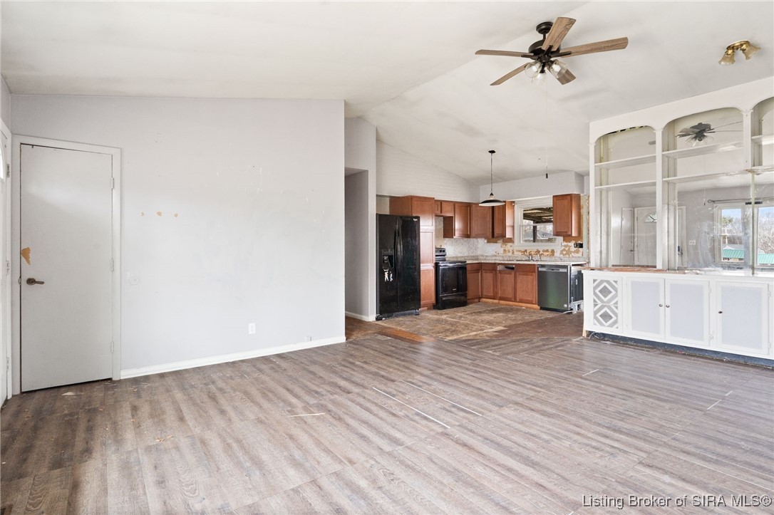 303 Lake Road Henryville, IN 47126 - Photo 13 of 32