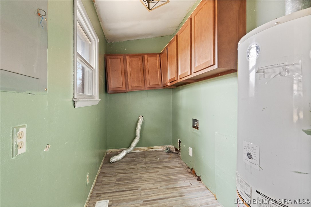 303 Lake Road Henryville, IN 47126 - Photo 20 of 32