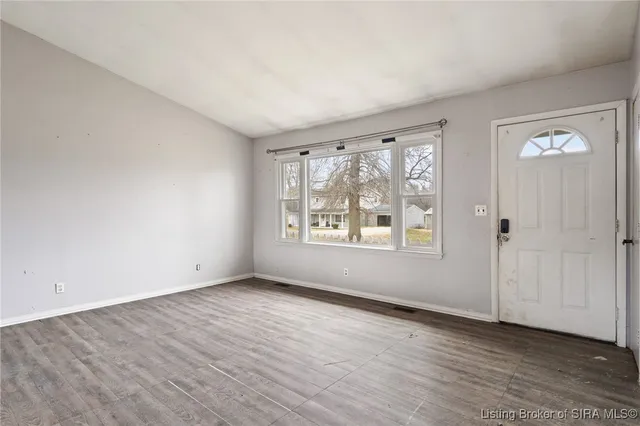 $150,000 | 303 Lake Road, Henryville, IN 47126