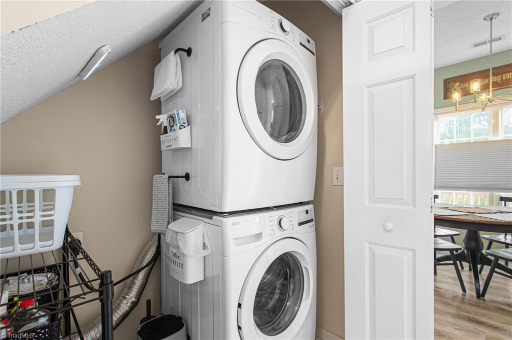 1317 Salem Crossing Road Kernersville, NC 27284 - Photo 16 of 34 Main level laundry (can be stackable or side-by-side)