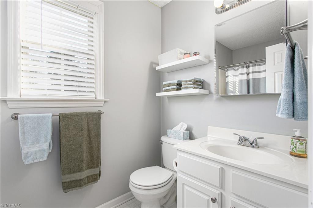 1317 Salem Crossing Road Kernersville, NC 27284 - Photo 22 of 34