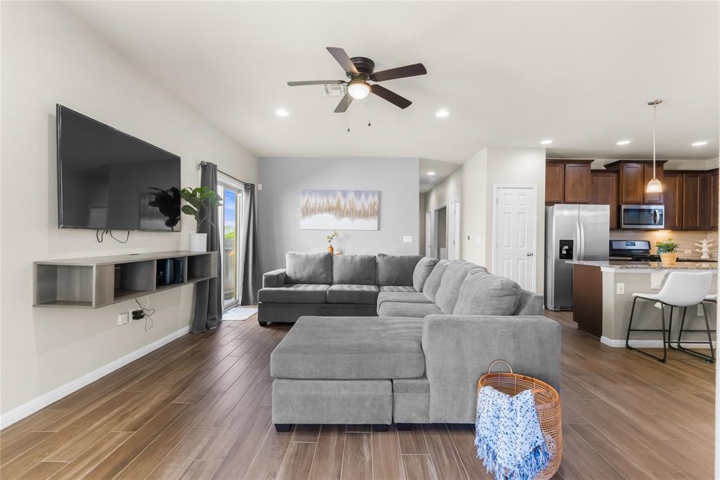 121 Guemal Road Buda, TX 78610 - Photo 8 of 26