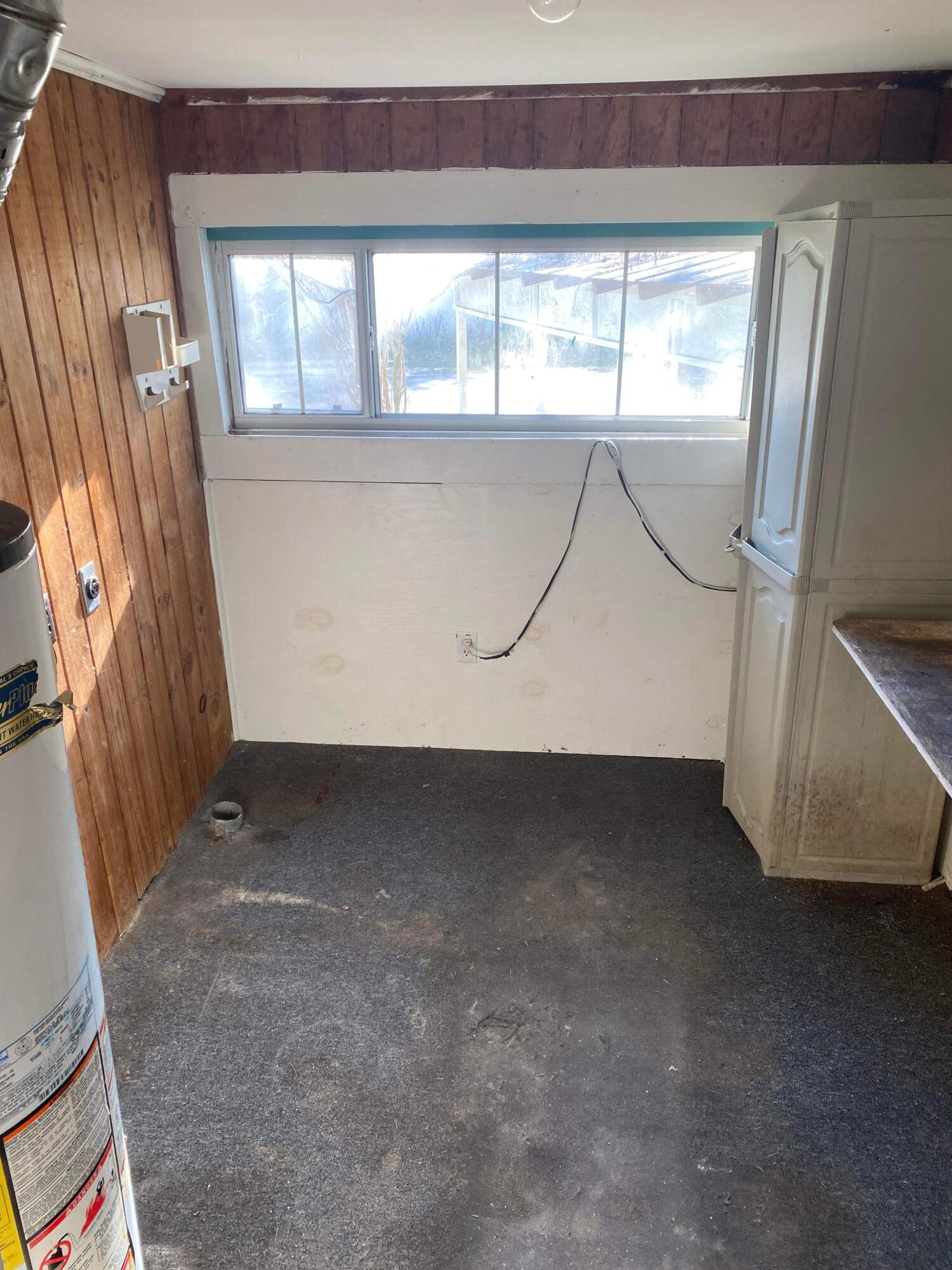 145 Live Oak Avenue West DeFuniak Springs, FL 32435 - Photo 18 of 25 a view of basement