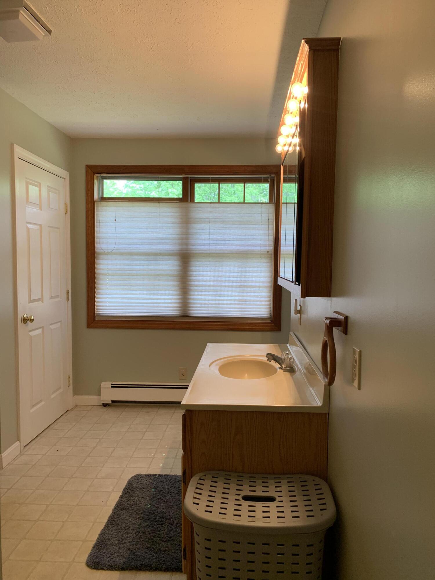 189 Holmes Road Winthrop, ME 04364 - Photo 29 of 40 2nd floor bath