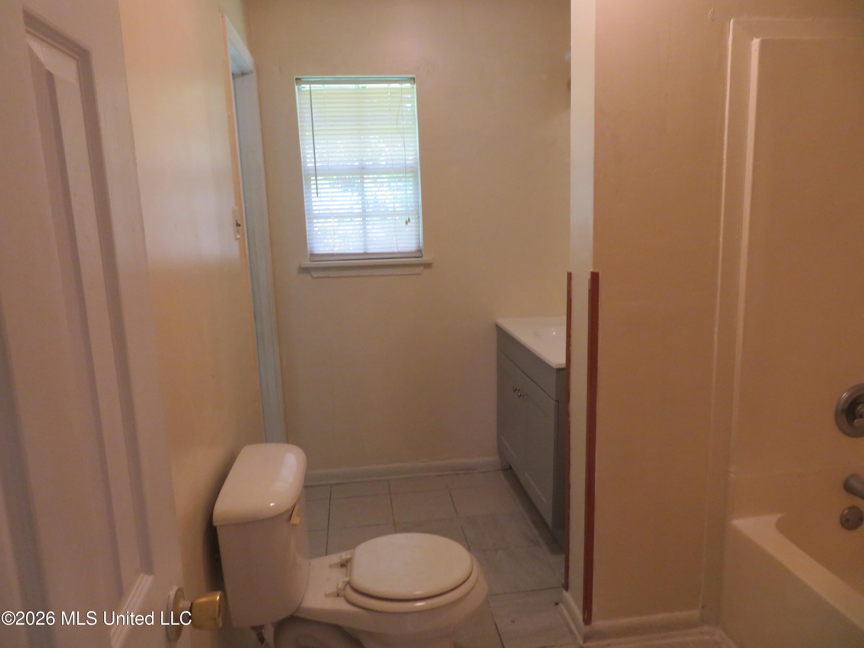 356 Springdale Circle D'Iberville, MS 39540 - Photo 14 of 22 IMG_0960