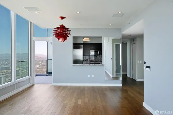 $24,995 | 425 1st Street, Unit 5402, San Francisco, CA 94105