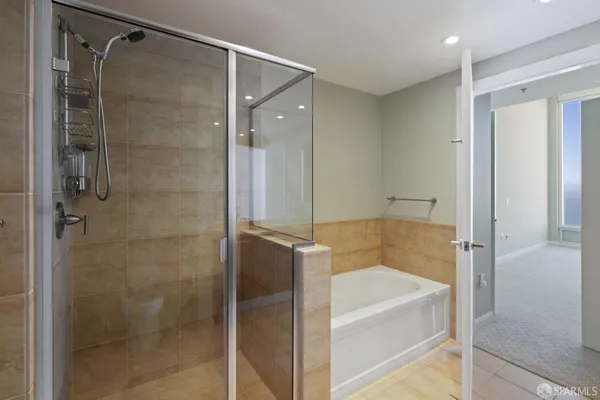 $24,995 | 425 1st Street, Unit 5402, San Francisco, CA 94105