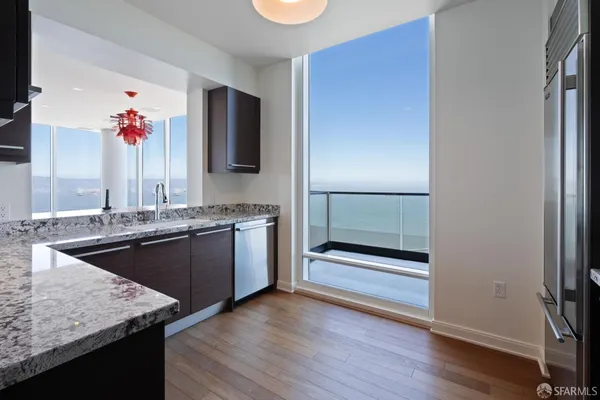 $24,995 | 425 1st Street, Unit 5402, San Francisco, CA 94105