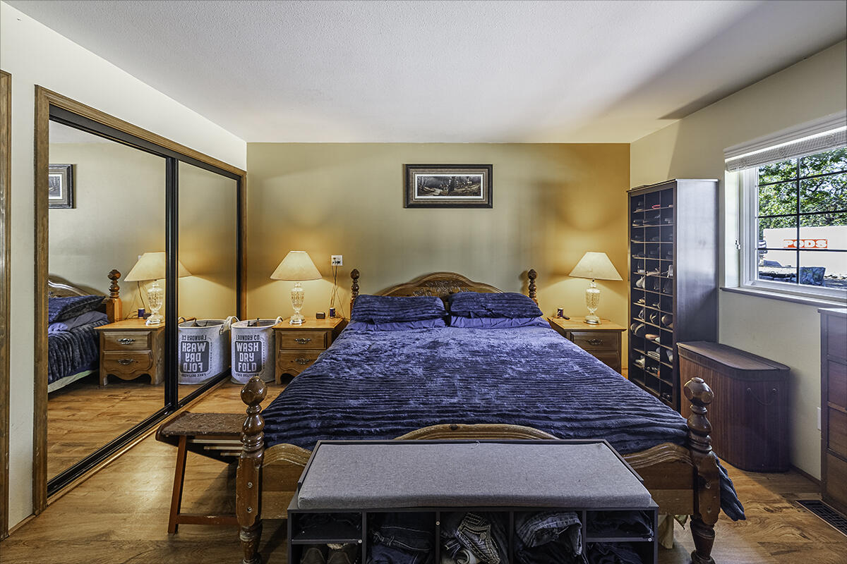332 Rene Drive Shady Cove, OR 97539 - Photo 16 of 53 DSC02046-Edit