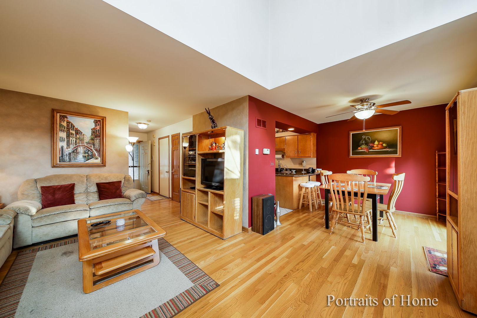 440 Wenbriar Square Addison, IL 60101 - Photo 3 of 18