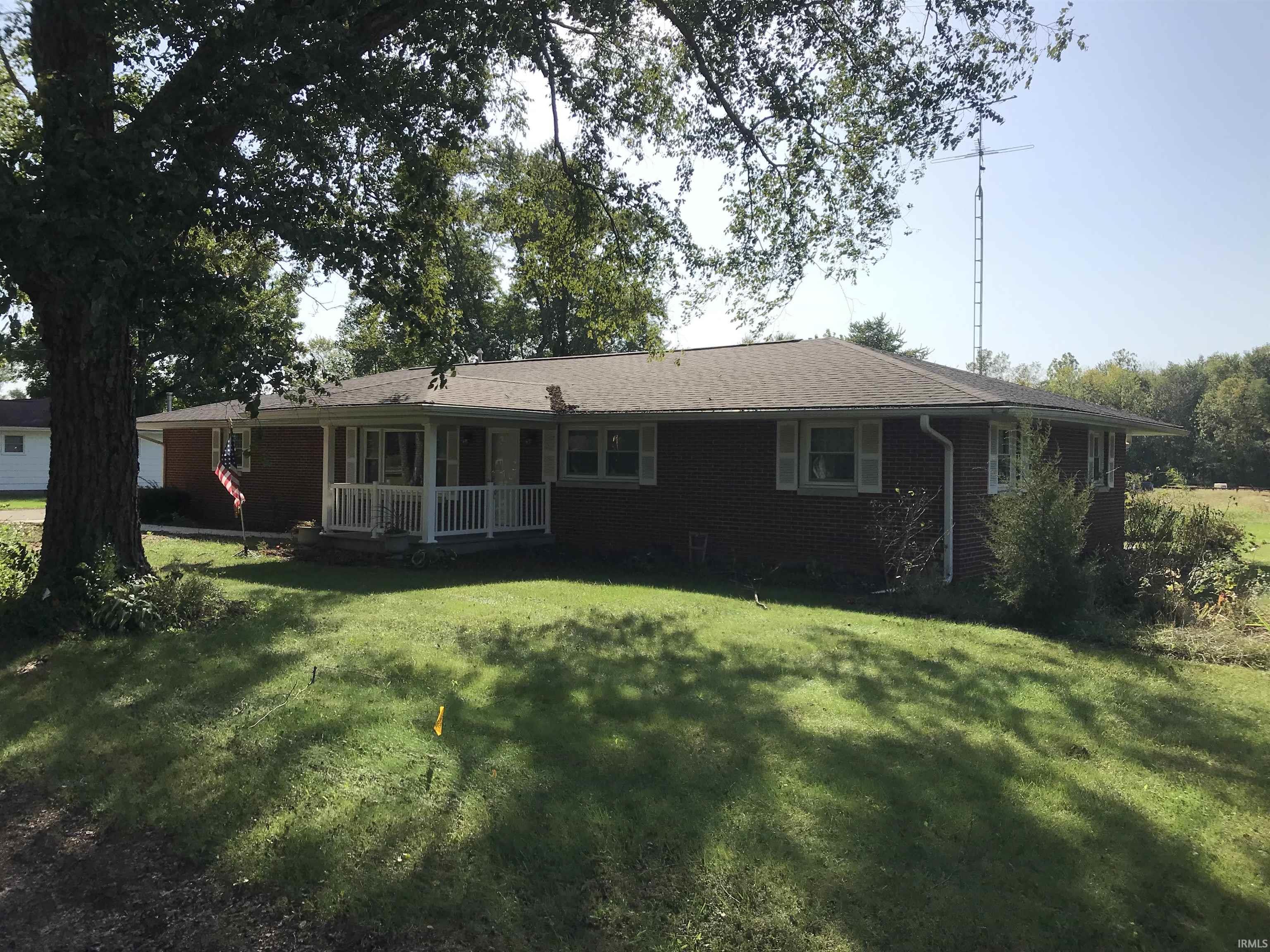 10207 Perry Boulevard Sumner, IL 62466 - Photo 1 of 27 Gallery Image 1