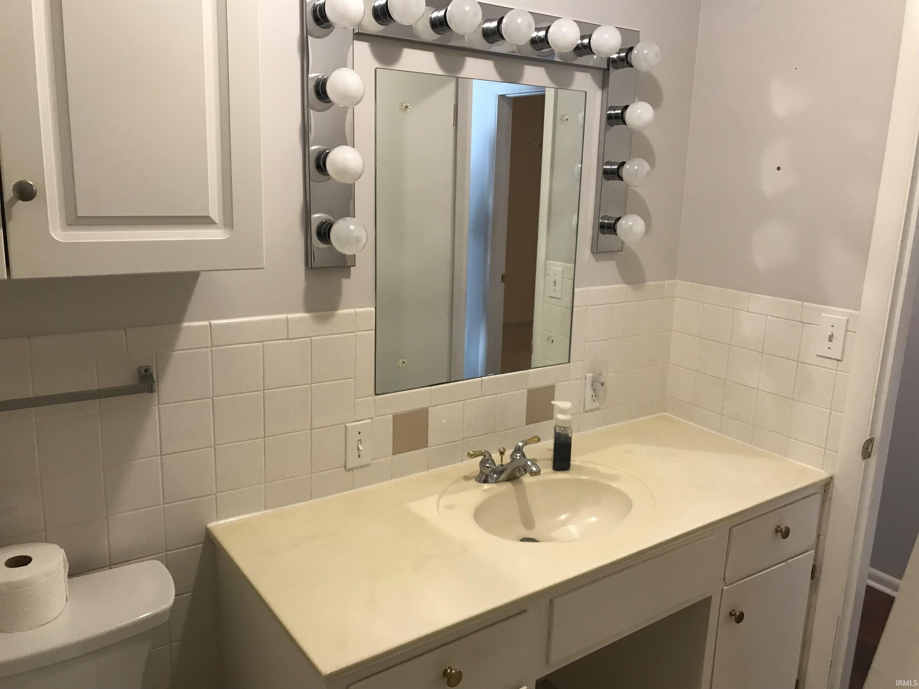 10207 Perry Boulevard Sumner, IL 62466 - Photo 19 of 27 Gallery Image 19