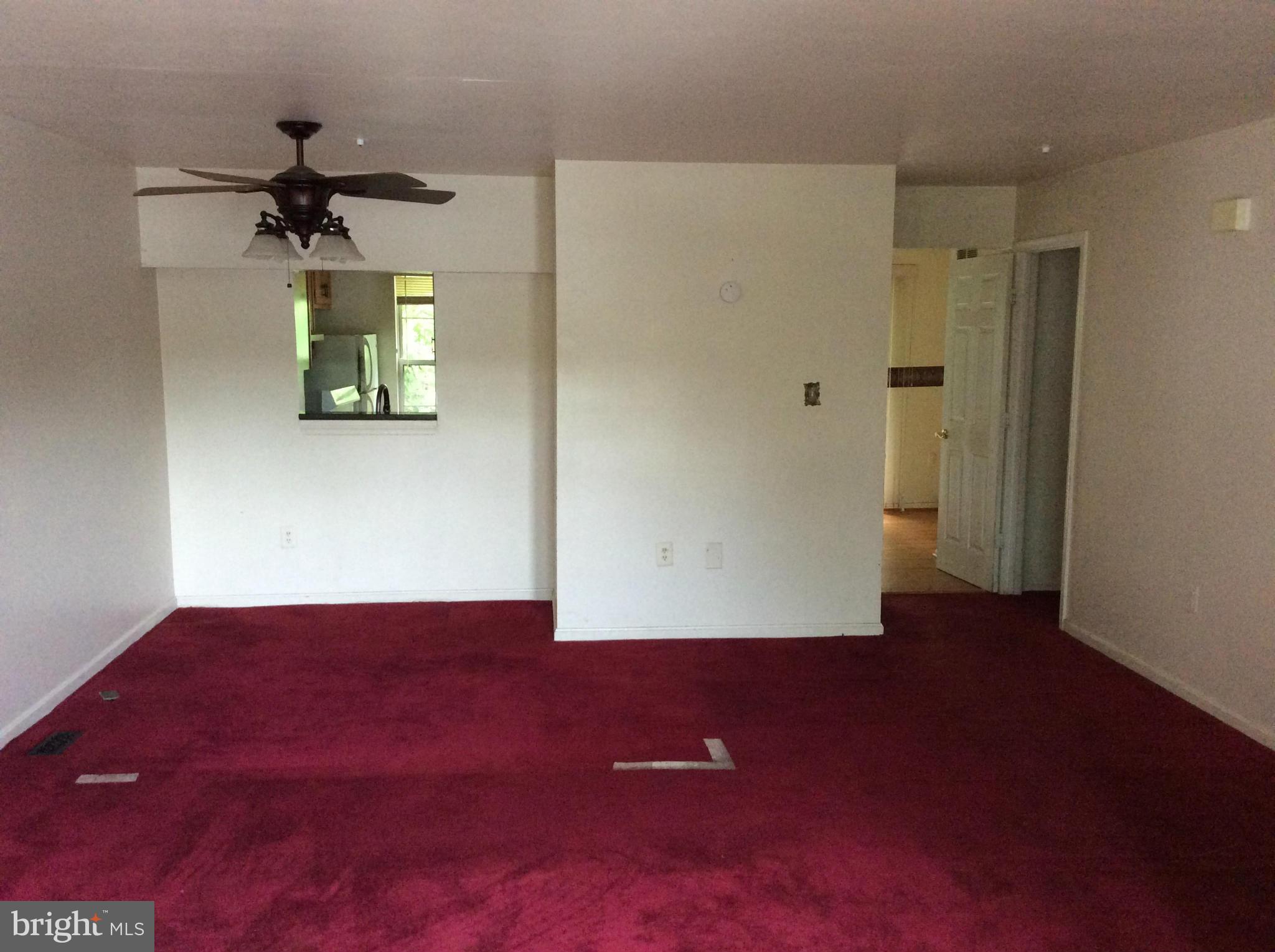 6549 Ronald Road Capitol Heights, MD 20743 - Photo 5 of 23 Living Room