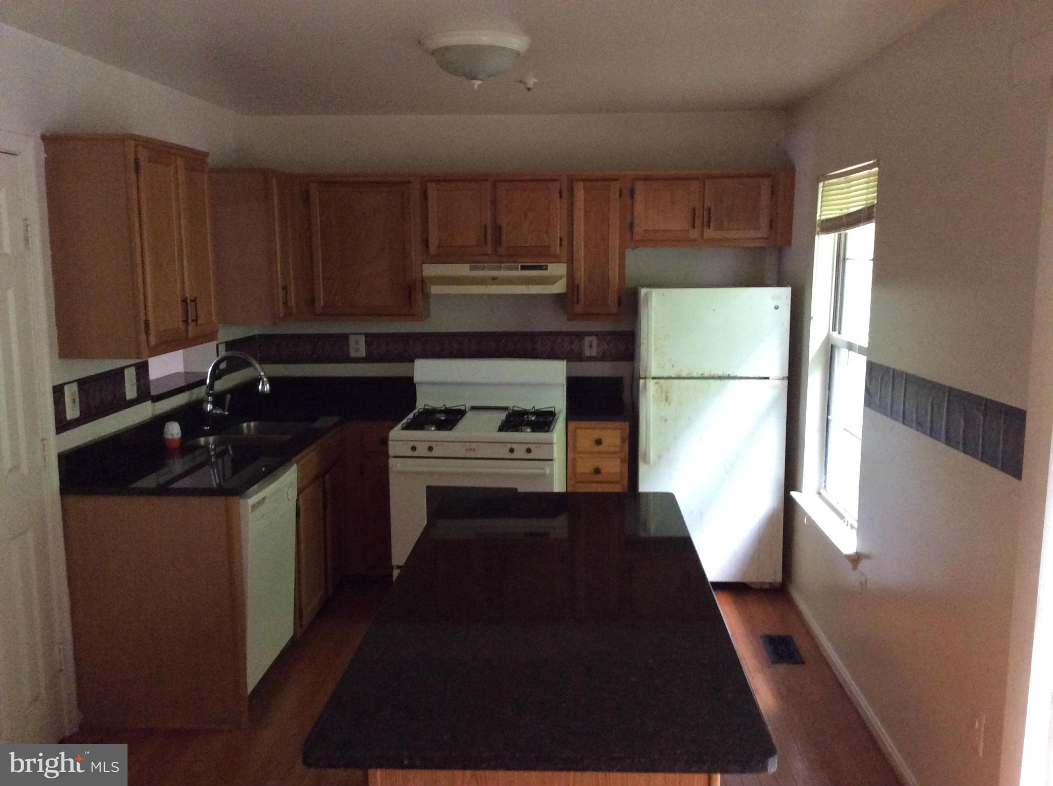 6549 Ronald Road Capitol Heights, MD 20743 - Photo 7 of 23 Kitchen