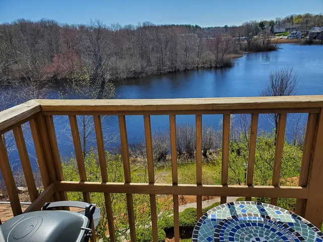 $2,995 | 24 Forge Pond, Unit UH, Canton, MA 02021