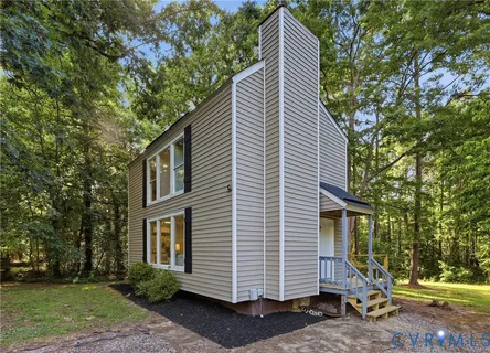 $250,000 | 4900 Genlou Circle, Chesterfield, VA 23832