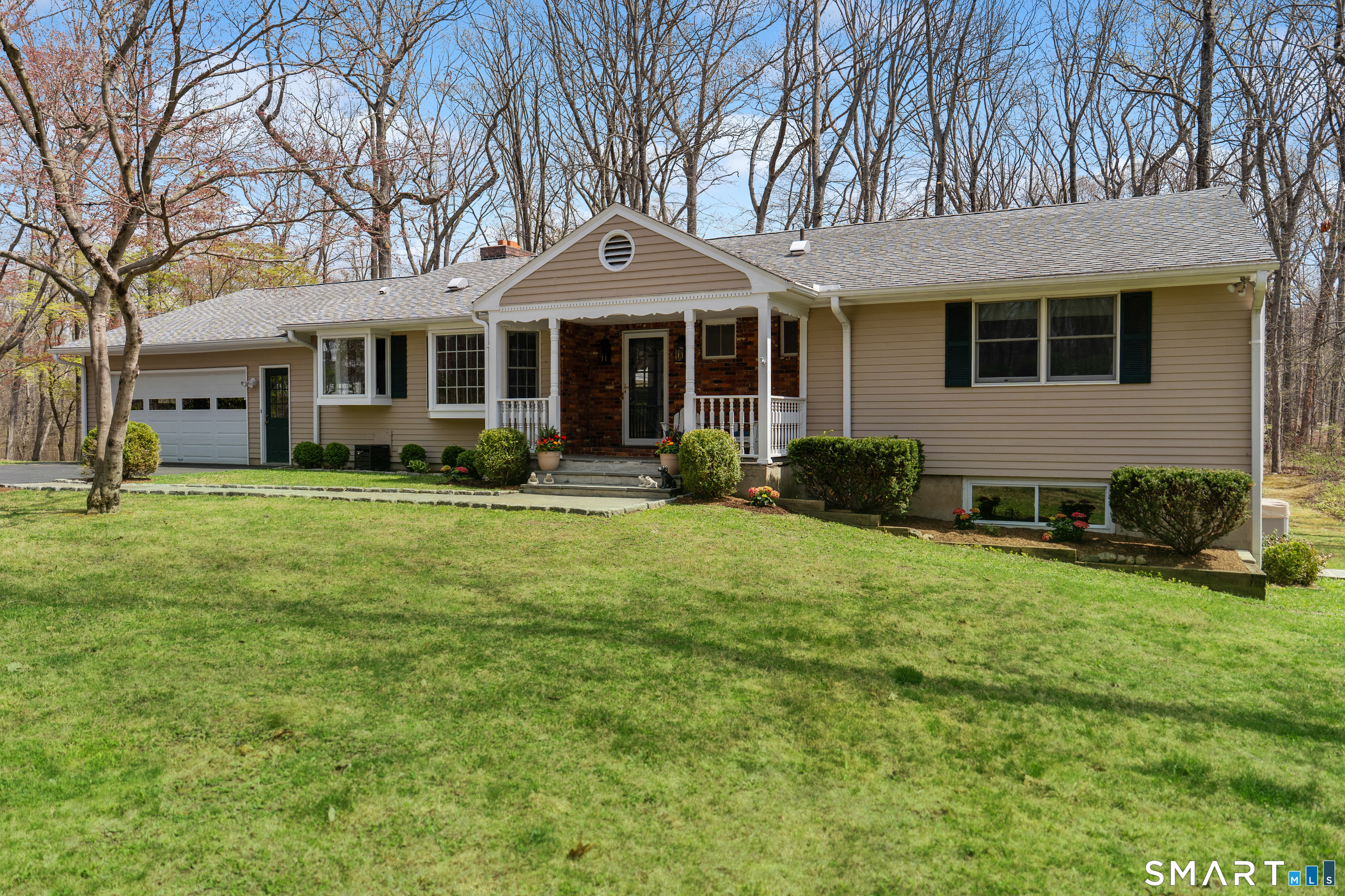 224 Marvin Ridge Road New Canaan, CT 06840 - Photo 2 of 36