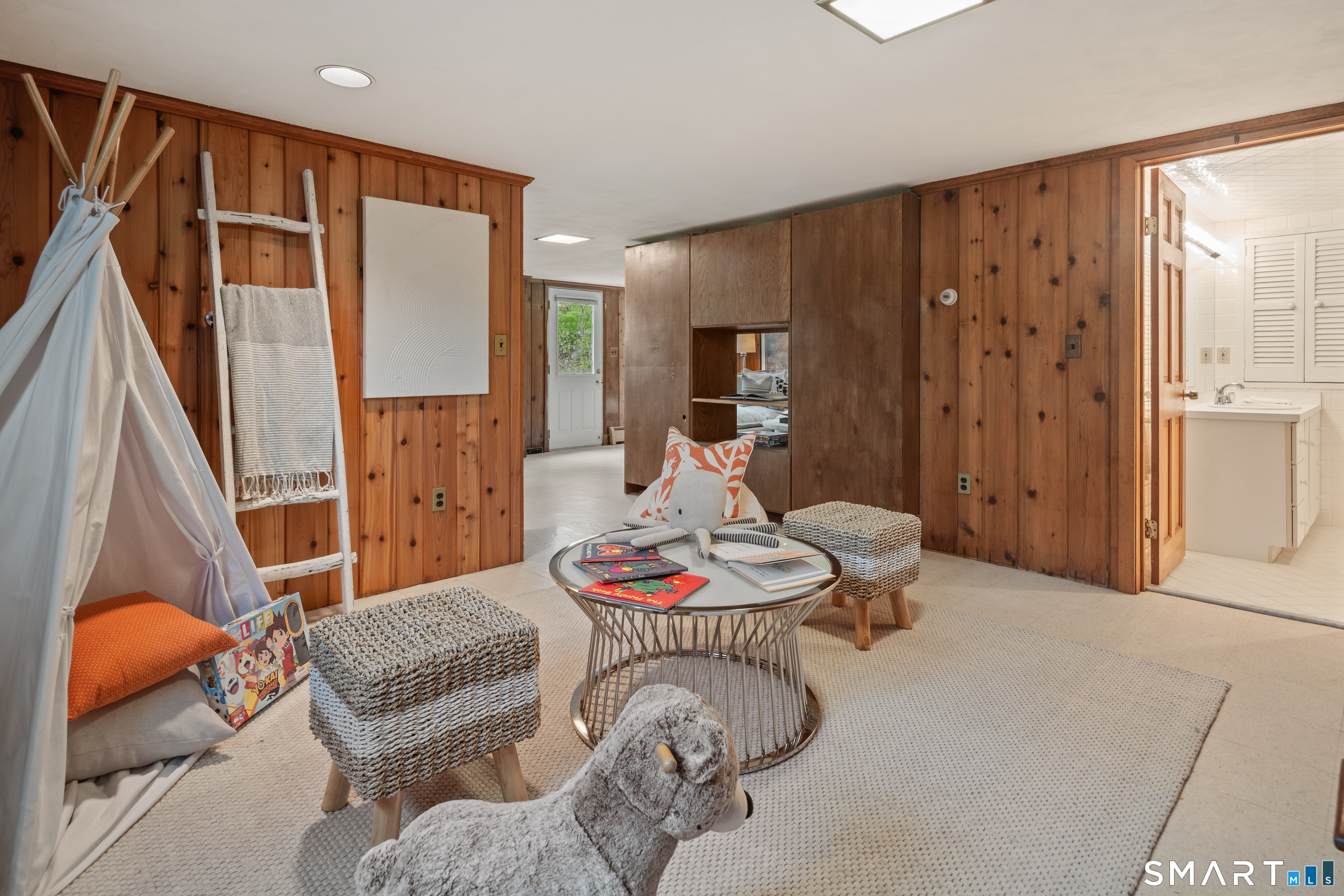 224 Marvin Ridge Road New Canaan, CT 06840 - Photo 27 of 36
