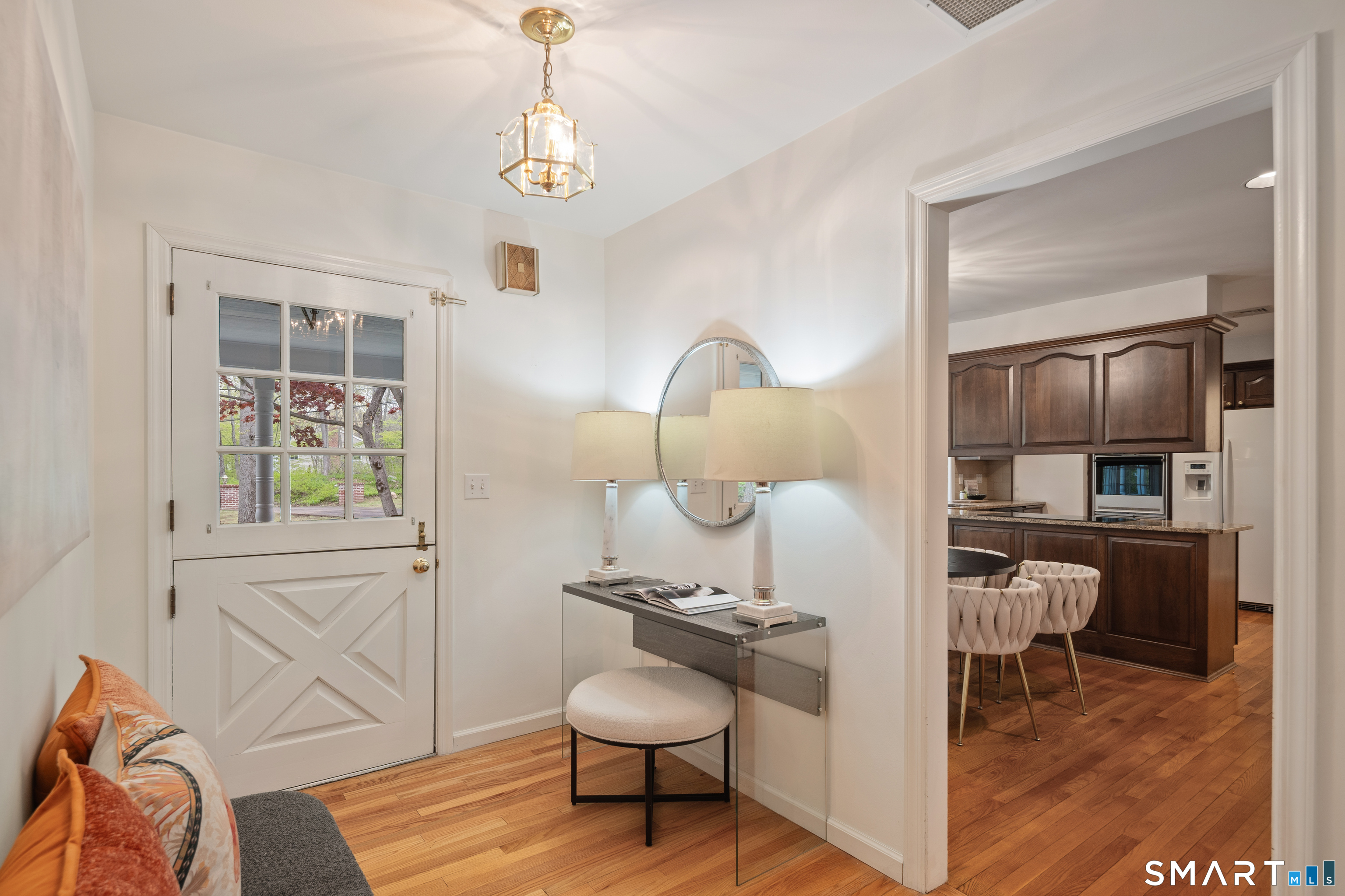 224 Marvin Ridge Road New Canaan, CT 06840 - Photo 7 of 36