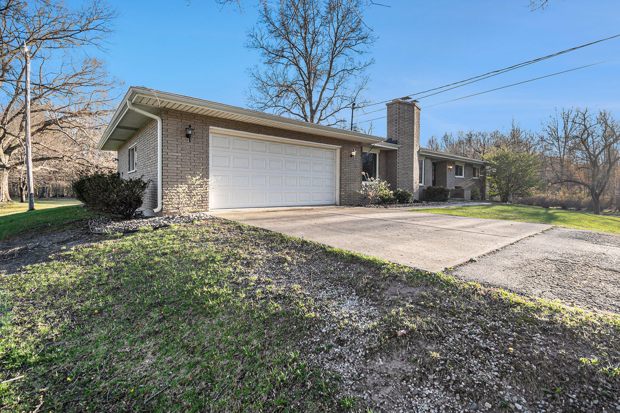 12395 Prior Road St. Charles, MI 48655 - Photo 3 of 36 002_58