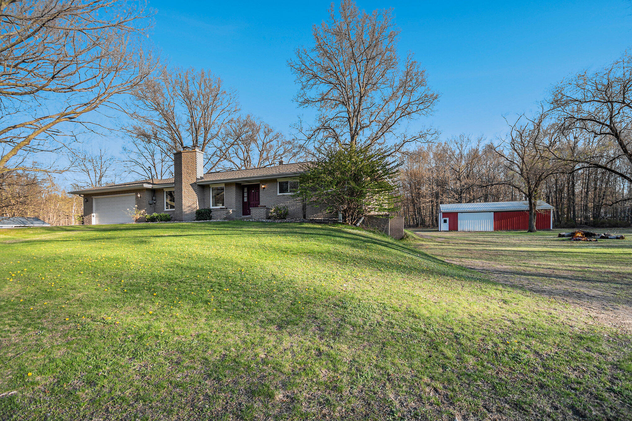 12395 Prior Road St. Charles, MI 48655 - Photo 4 of 36 003_60