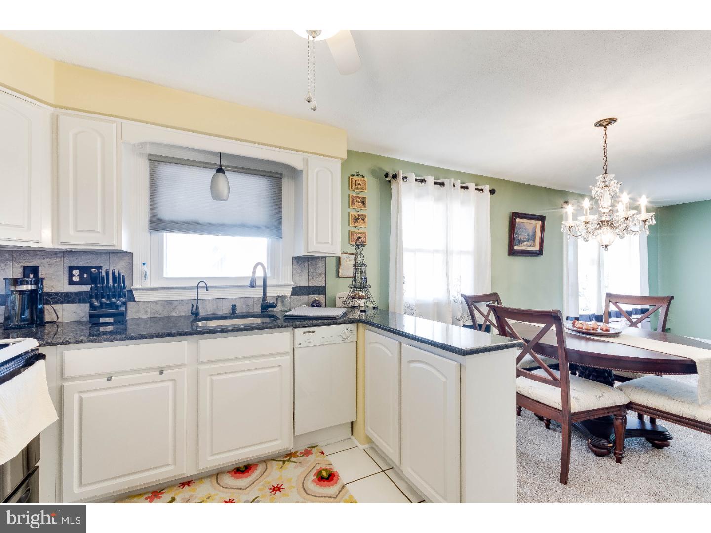 11 D Sunnybrook Road Stratford, NJ 08084 - Photo 3 of 18 Kitchen