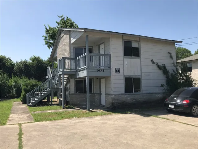 $800 | 1638 Post Road, Unit B, San Marcos, TX 78666
