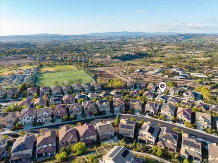 $1,275,000 | 453 Adobe Estates Drive, Vista, CA 92083