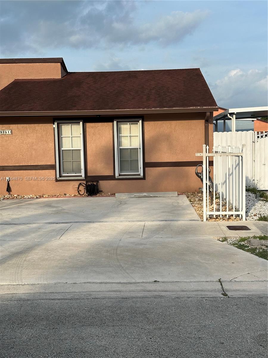 19251 Southwest 118th Court Miami, FL 33177 - Photo 37 of 42
