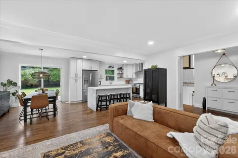 $775,000 | 1910 Wensley Drive, Charlotte, NC 28210
