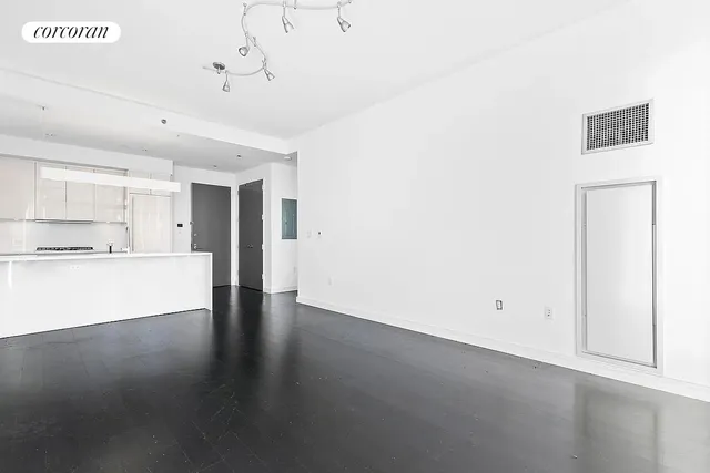 $1,200,000 | 300 East 23rd Street, Unit 9E | Gramercy