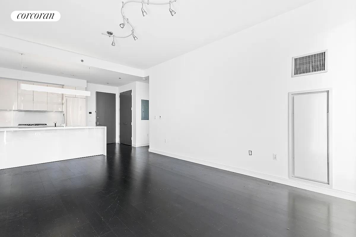 300 East 23rd Street, Unit 9E Manhattan, NY 10010 - Photo 2 of 7