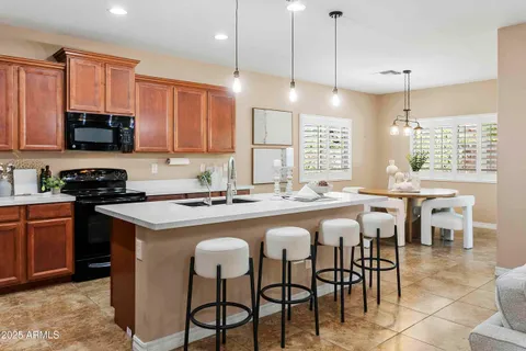 $599,000 | 2736 East Sourwood Drive, Gilbert, AZ 85298