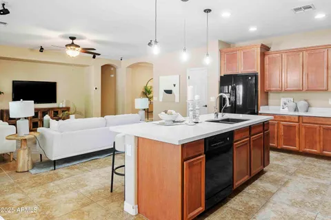 $599,000 | 2736 East Sourwood Drive, Gilbert, AZ 85298