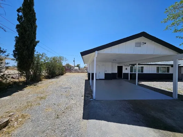 $1,395 | 1083 East Calvada Boulevard, Unit A, Pahrump, NV 89048