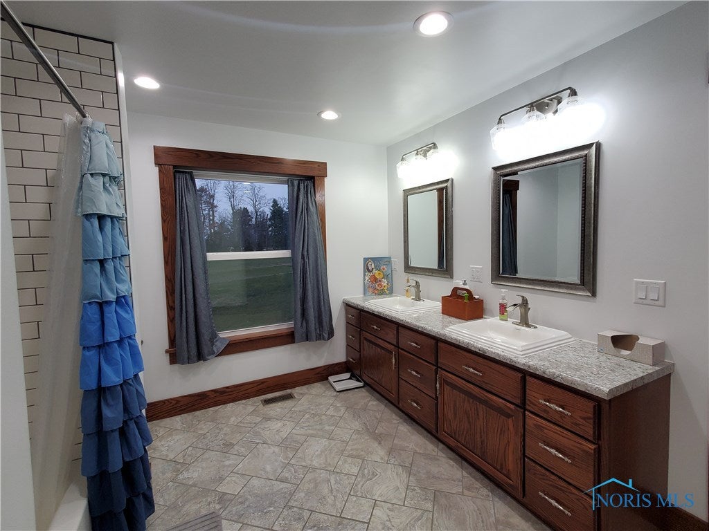 1497 Adams Ridge Road Defiance, OH 43512 - Photo 29 of 42 Gallery Image 29