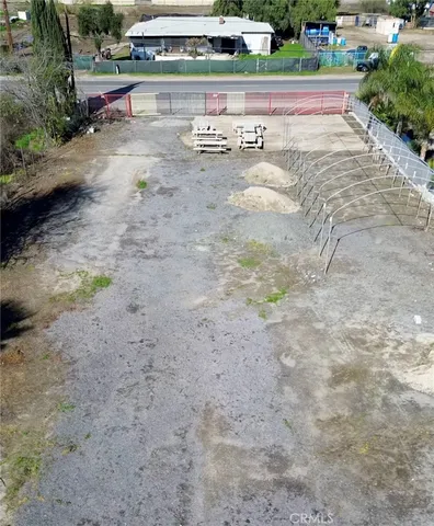 $350,000 | 21321 Cajalco Road, Perris, CA 92570