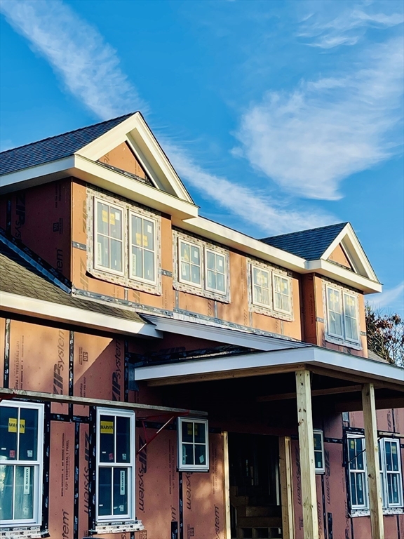 7 Martha's Way Edgartown, MA 02539 - Photo 3 of 6 a front view of residential houses