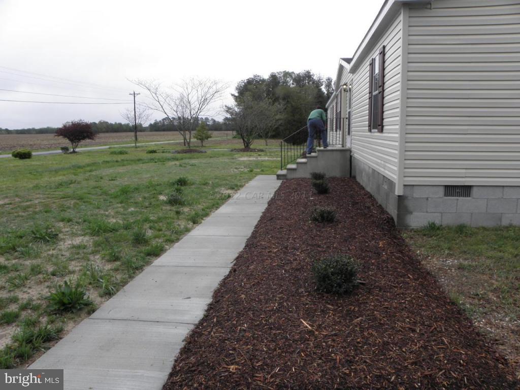 33071 Melson Road Delmar, MD 21875 - Photo 2 of 34