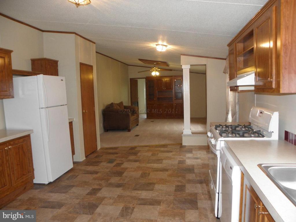 33071 Melson Road Delmar, MD 21875 - Photo 3 of 34